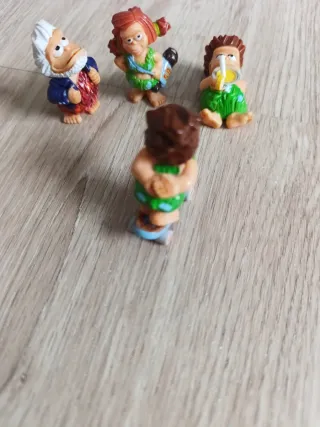 Figuras Kinder Cavernicolas