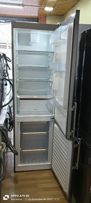 Nevera Combi Electrolux no Frost energía A+