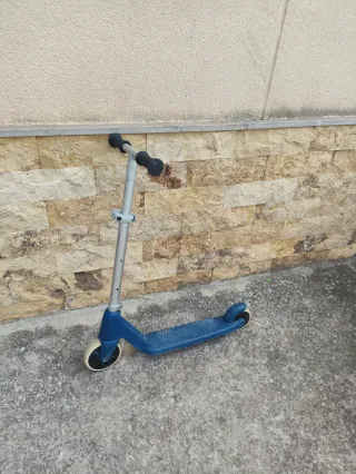 Patinete infantil Decathlon azul