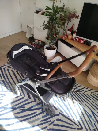 Cochecito y capazo Nuna