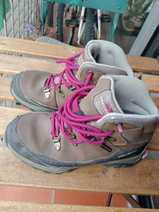 Botas de montaña Trespas talla 33