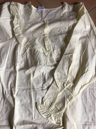 Vestaglia nuova gialla