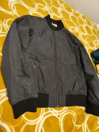 Chaqueta niño H&M gris T.12/13