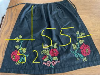 Mandil Regional Bordado Flores