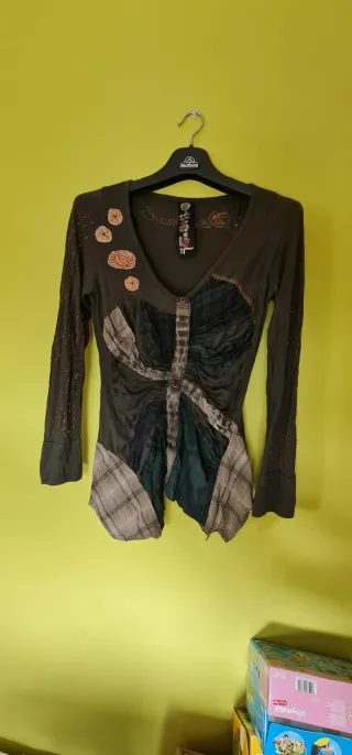 Camiseta Desigual Talla L SIN ESTRENAR