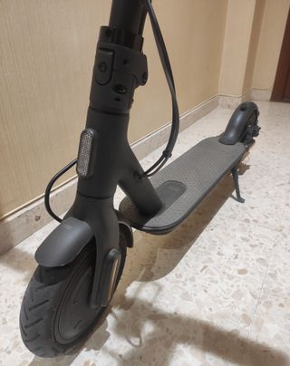 Patinete Eléctrico Xiaomi Mi Essential