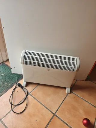 Calentador eléctrico blanco