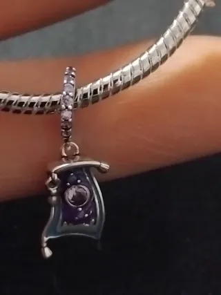 Charm Alfombra Mágica 925