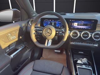 Mercedes-Benz EQB (X243) 2025