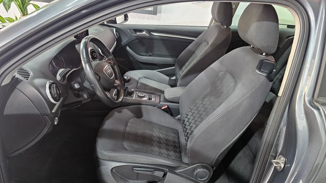 Audi A3 TFSI 122cv Attraction