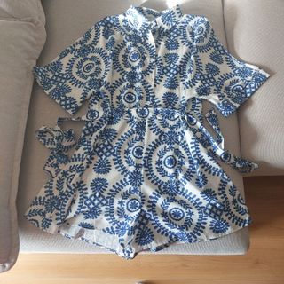 ABITI E SALOPETTE ESTIVI IN VENDITA