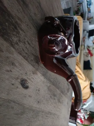 Cenicero de cerámica marrón vintage