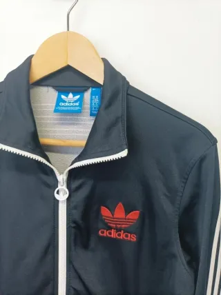 Chaqueta Adidas SST Negra Roja Blanca Trefoil