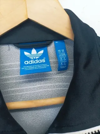 Chaqueta Adidas SST Negra Roja Blanca Trefoil