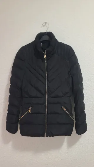 Chaqueta acolchada mujer negra