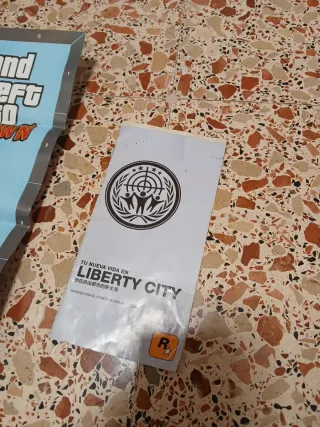 Gta Chinatown Wars PSP con manual y poster