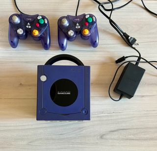 Consola Nintendo GameCube Morada + 2 Mandos