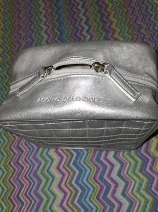 Neceser Adolfo Dominguez Plata
