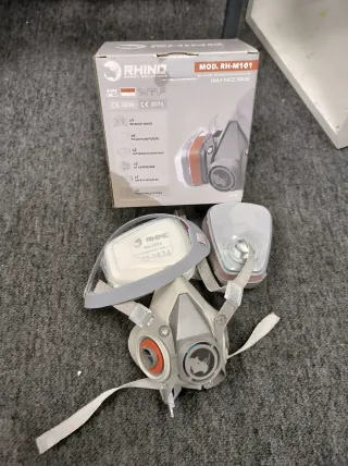 Impresora 3d resina averiada + Mascarilla