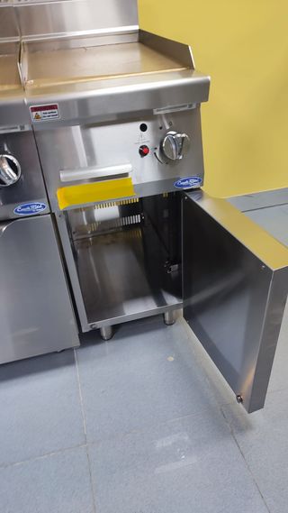 Plancha Gas Lisa 7kW Atosa Nueva