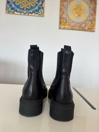 Botines , piel natural