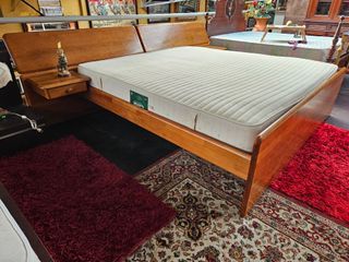 Cama King Size Cerne - Bom Estado
