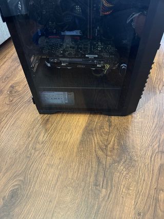 Ordenador de sobremesa MSI Negro/Plata