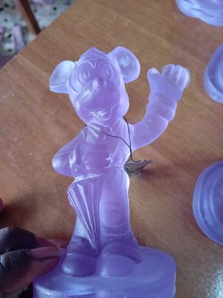 10 Topolino in vetro Disney.