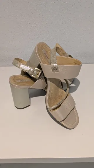 Sandalias Geox Doradas T37 Tacón Ancho