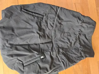 Funda cobertor porteo impermeable MAM