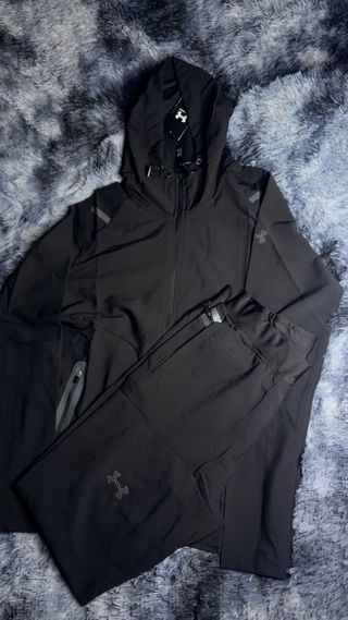 Conjunto deportivo Under Armour negro