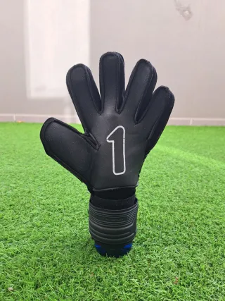 Guantes Portero Rinat Xtreme Guard