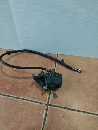 Pinza Freno del. Honda NS125F