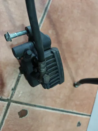 Pinza Freno del. Honda NS125F