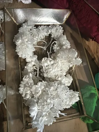 Flores de tela para tocados