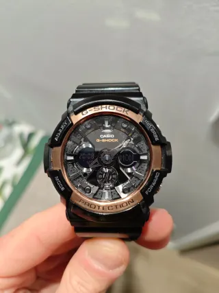 Orologio Casio G-Shock Nero e Oro