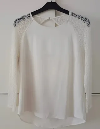 Lote 2 Blusas Blanca y Rosa Palo