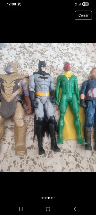 Muñecos Marvel: Thanos, Batman, Visión, Capitán Am