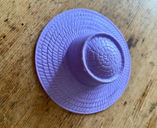 3 cappelli Barbie anni '80 con espositore