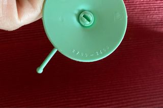 3 cappelli Barbie anni '80 con espositore