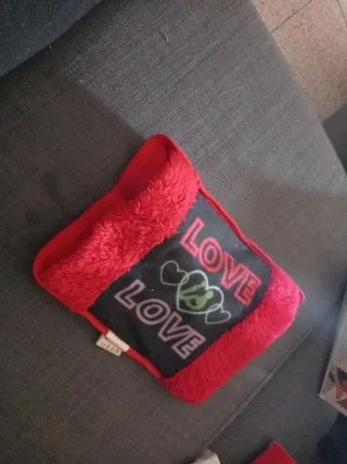 Esterilla electrica de agua Love is Love Rojo