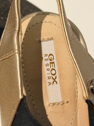 Sandalias Geox Tacón Corcho 11cm Negro/Dorado