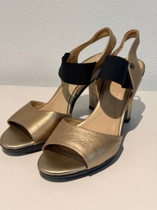 Sandalias Geox Tacón Corcho 11cm Negro/Dorado