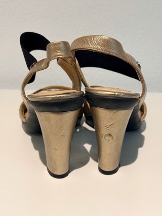 Sandalias Geox Tacón Corcho 11cm Negro/Dorado