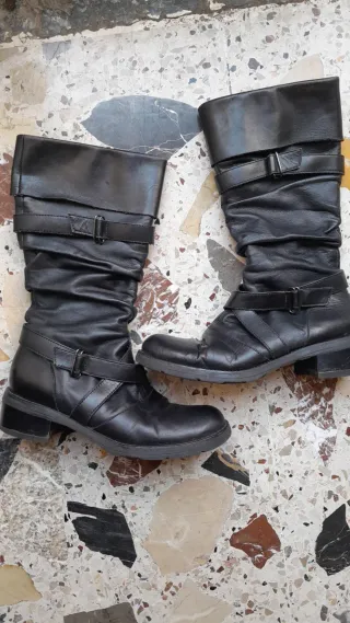 Stivali in pelle n.36 neri