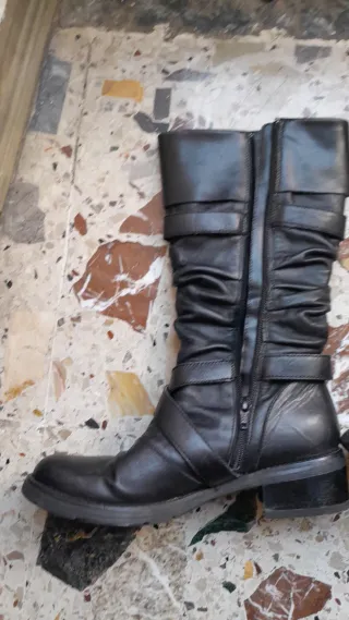 Stivali in pelle n.36 neri