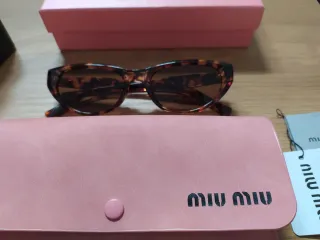 Gafas de sol Miu Miu Carey