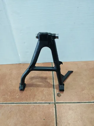 Caballete central Honda NS125F