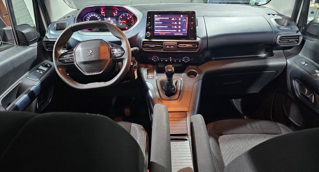 Peugeot Rifter 1.5BHDI Allure 6 Velocidades