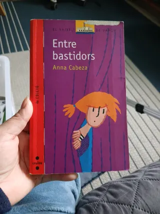 Entre bastidors (El Barco de Vapor Roja) (Catal...